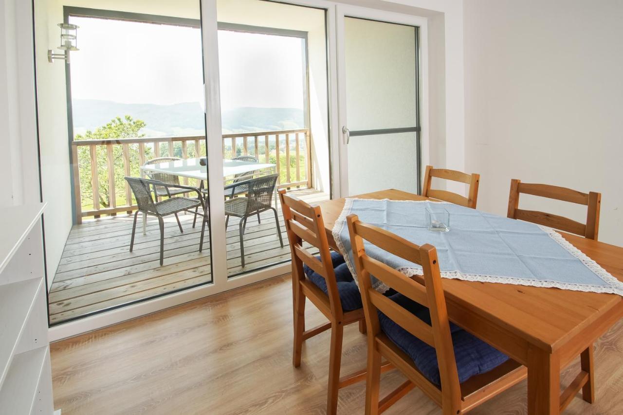 Familienferienhof Stabauer Zell am Moos Bagian luar foto