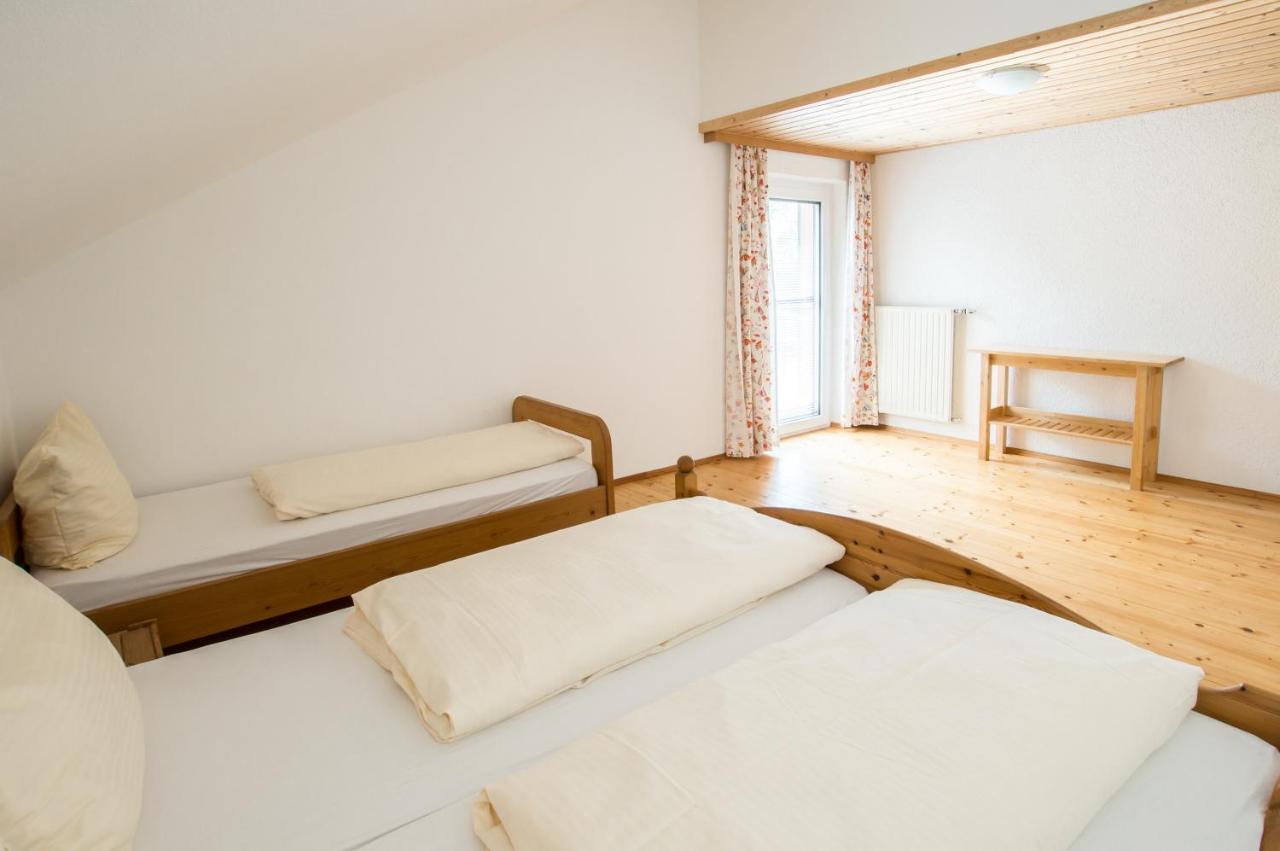 Familienferienhof Stabauer Zell am Moos Bagian luar foto